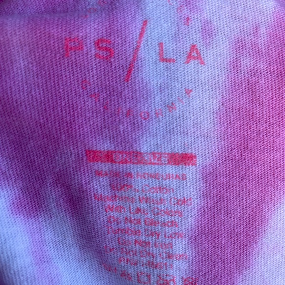 One size fits all not a large but had to pick a size - Picture 2 of 2